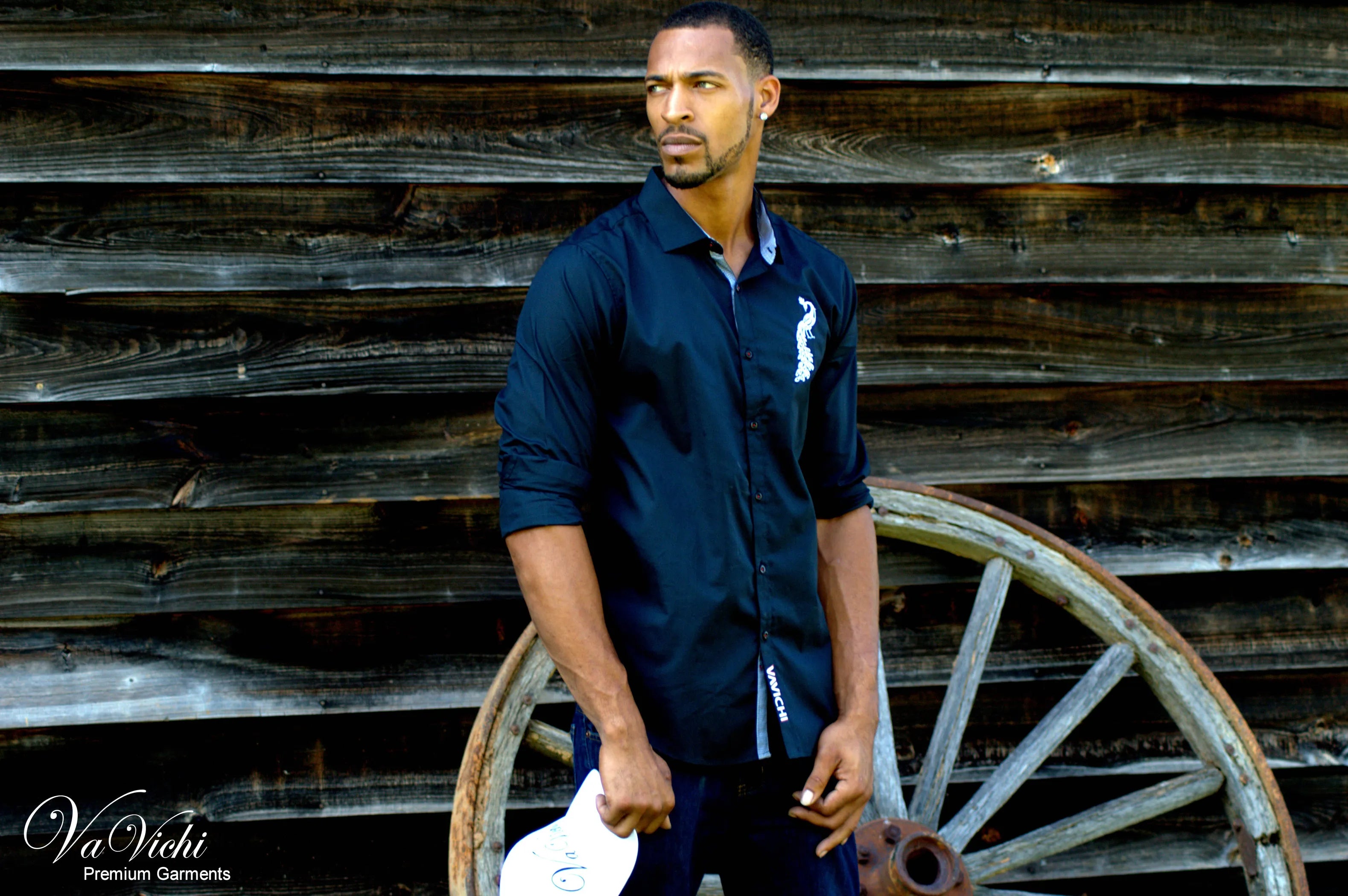 VaVichi Kings 2-Tone or Solid Button Up